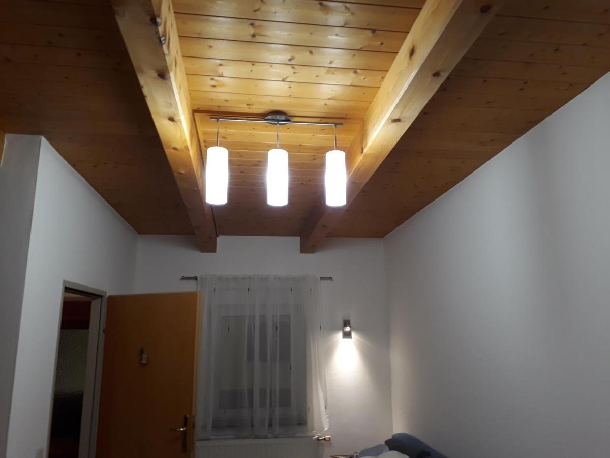 ガムリッツ Obsthof Glueck Bed & Breakfast エクステリア 写真