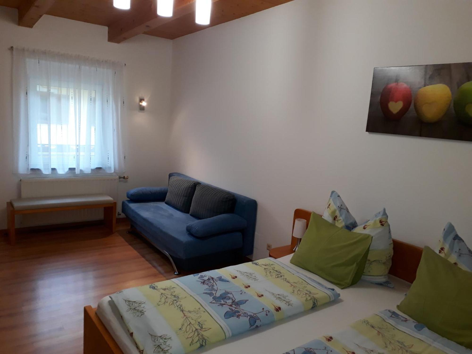 ガムリッツ Obsthof Glueck Bed & Breakfast エクステリア 写真